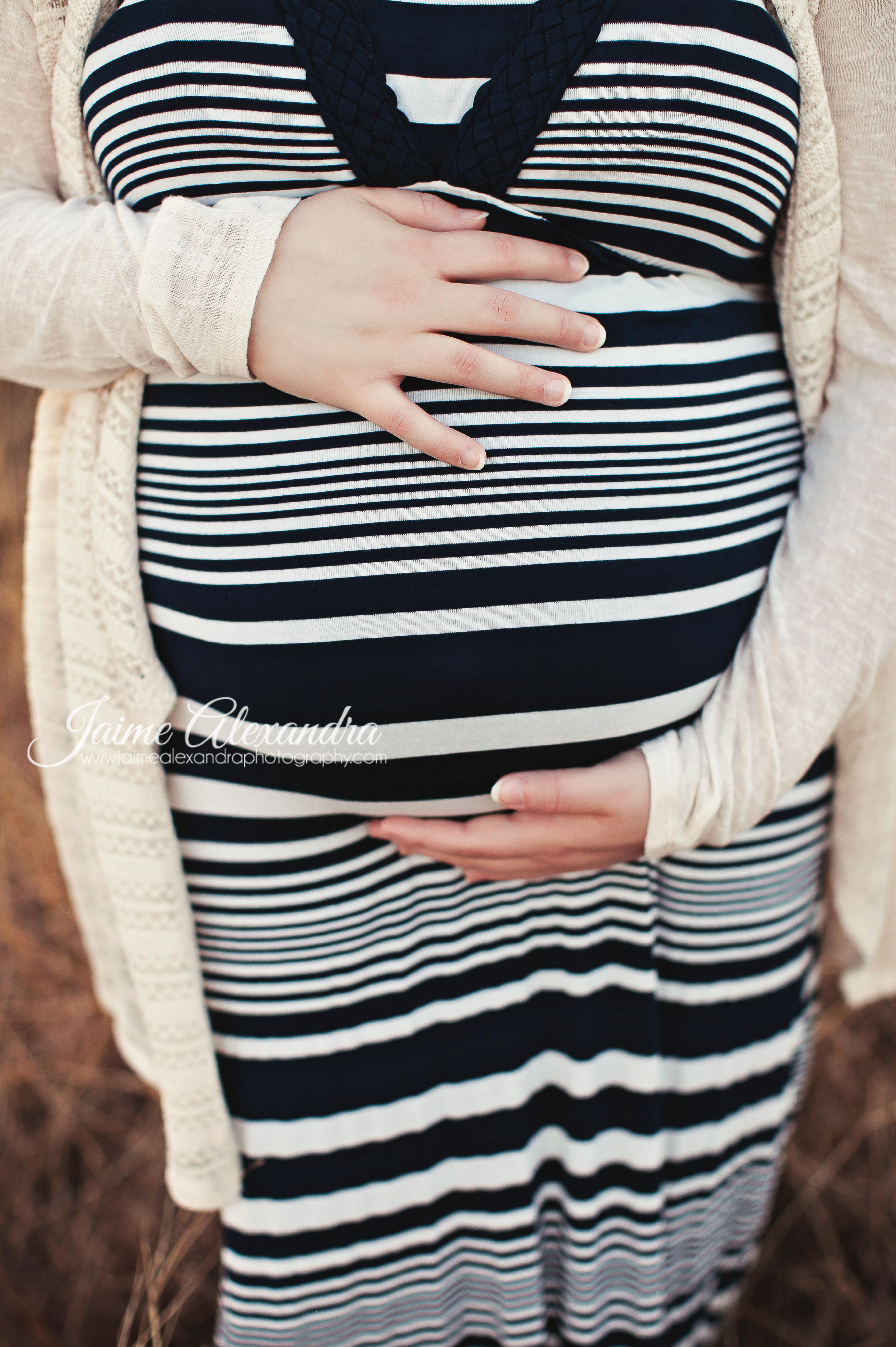 grandview tx maternity photographer