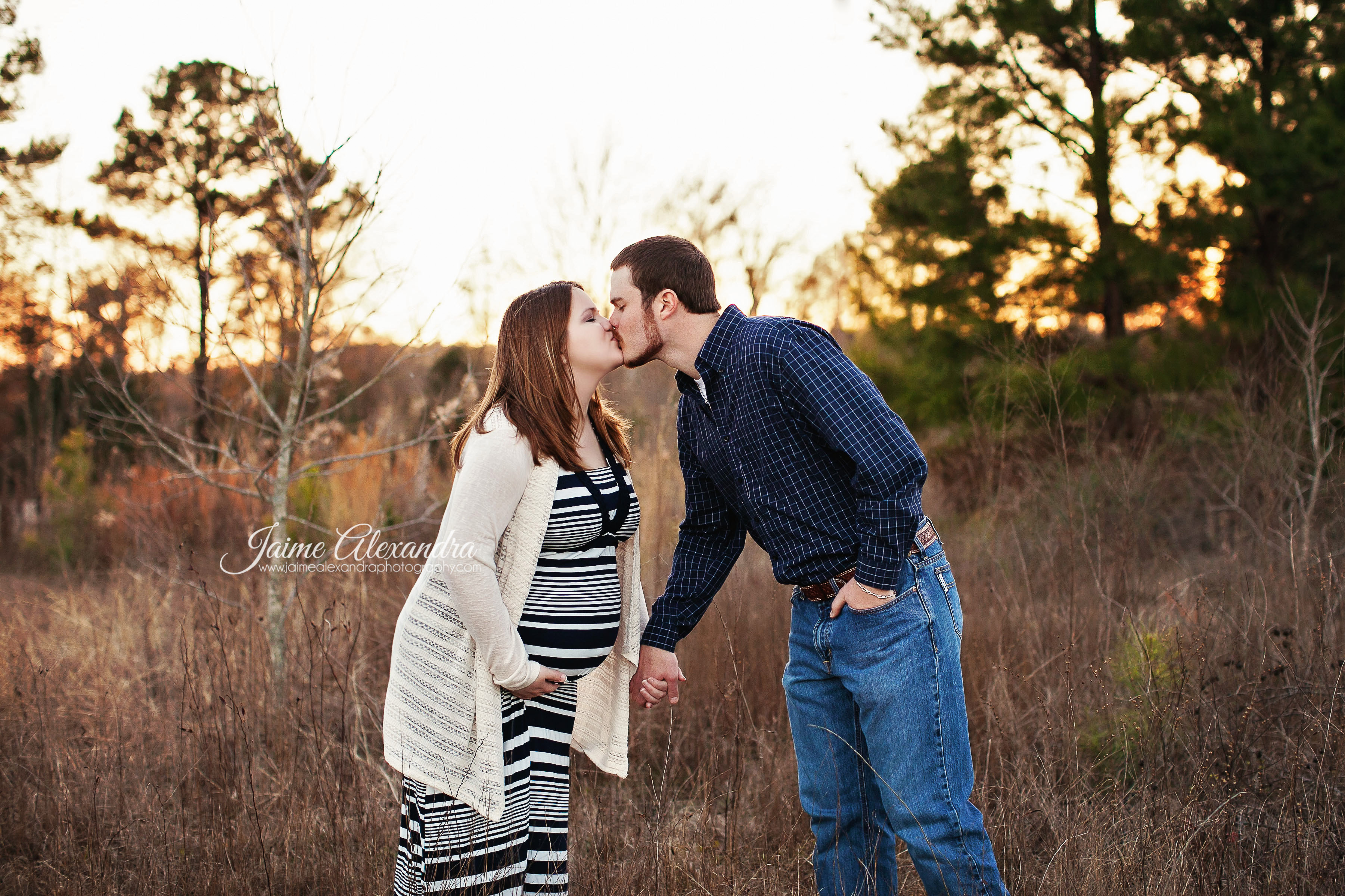 grandview tx maternity photographer