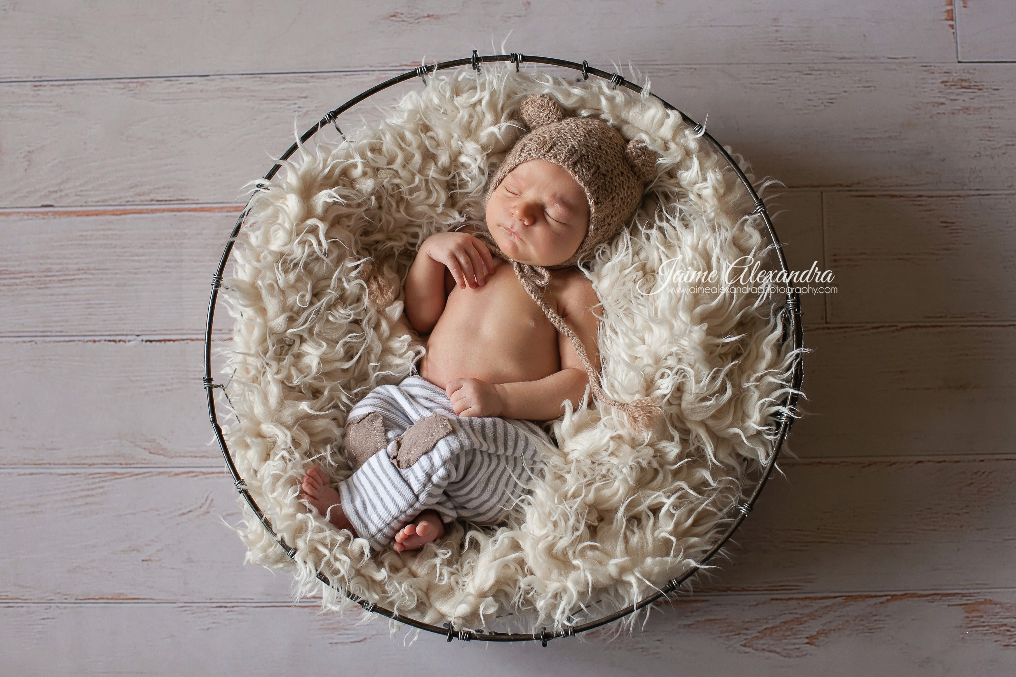 newborn photographer grandview texas